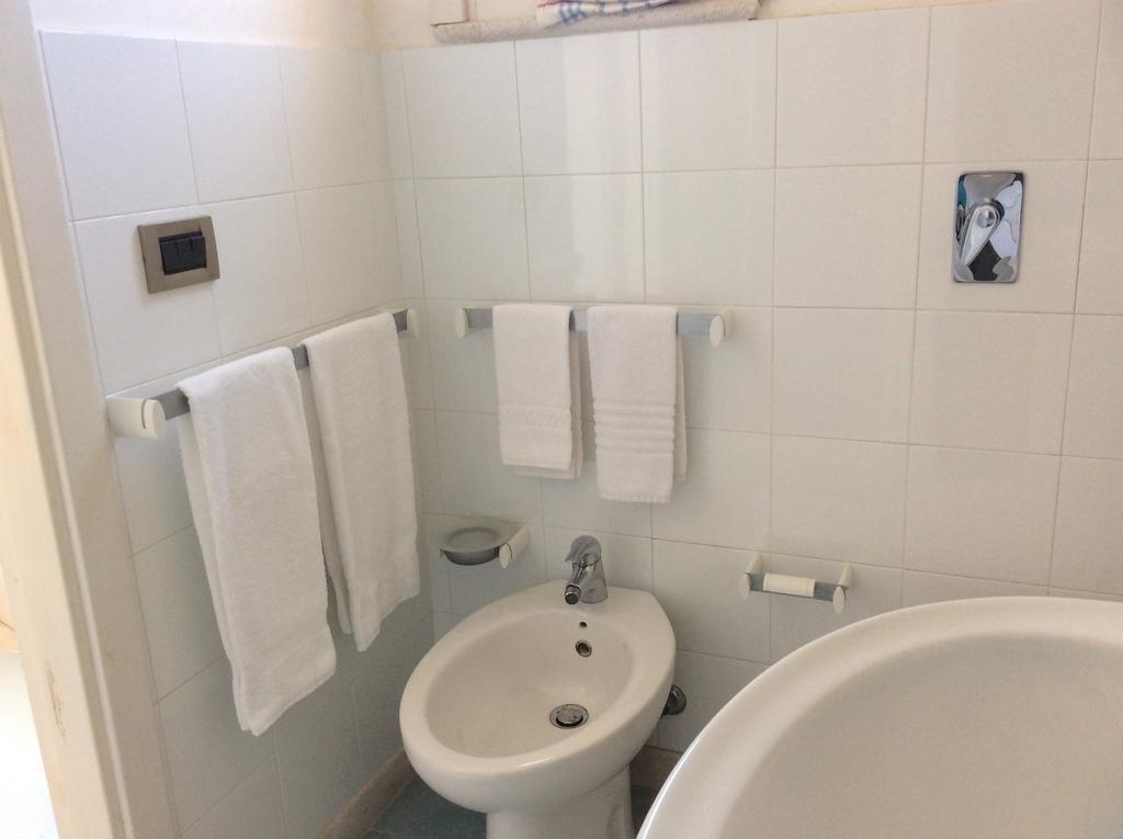 Dimora Tipica Vista Mare Apartment Marettimo Ruang foto